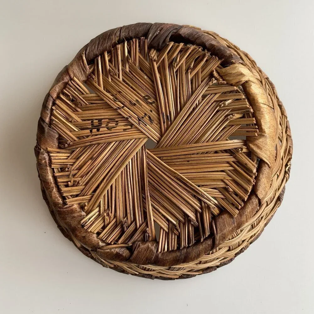 Vintage Handwoven Basket With Leaf Wrap Detail Round Boho Farmhouse 11.5